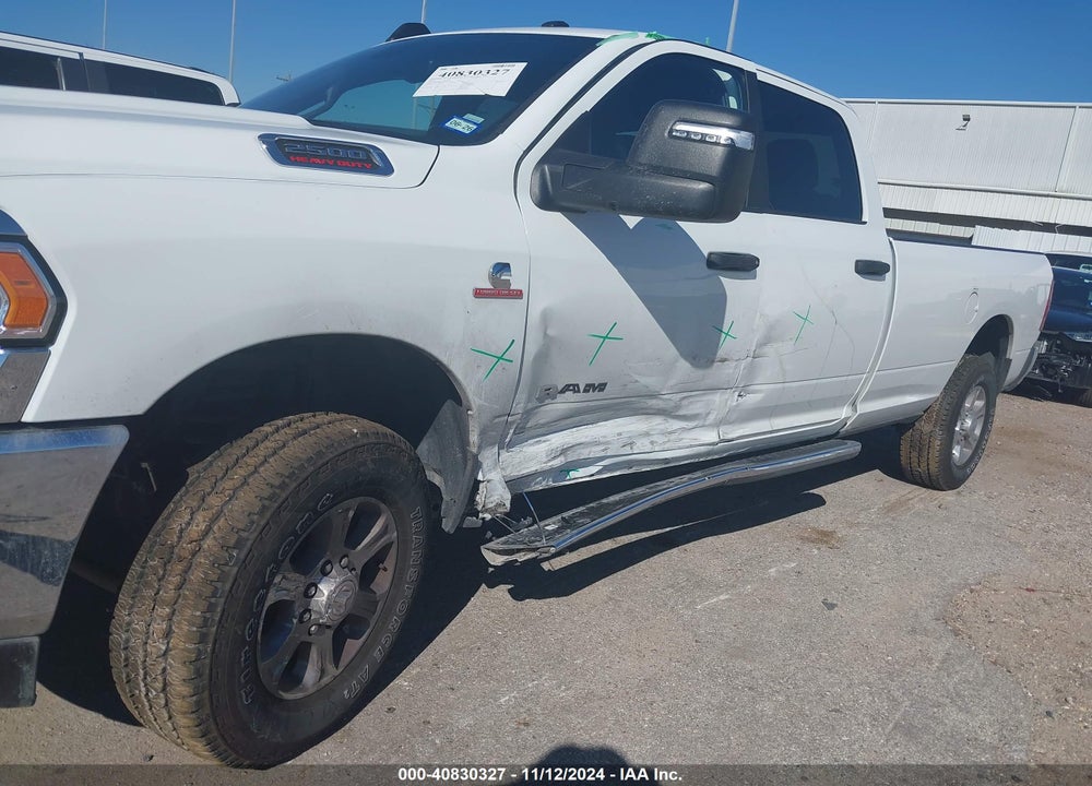 2024 RAM 2500 BIG HORN 4X4 8' BOX VIN: 3C6UR5JL7RG340713