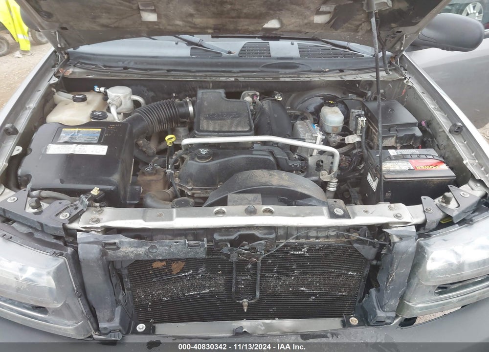 2005 CHEVROLET TRAILBLAZER LS VIN: 1GNDT13S752220167