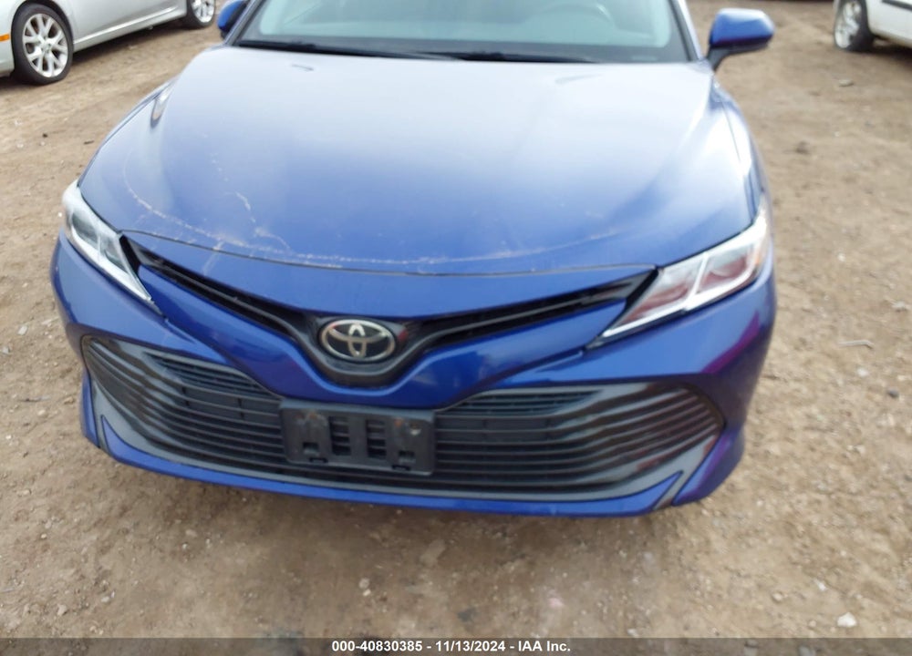 2018 TOYOTA CAMRY LE VIN: 4T1B11HK3JU615830