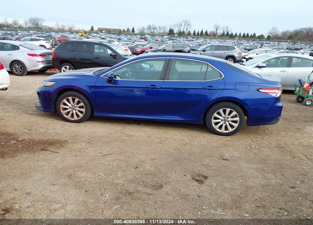 2018 TOYOTA CAMRY LE VIN: 4T1B11HK3JU615830