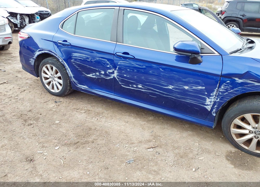 2018 TOYOTA CAMRY LE VIN: 4T1B11HK3JU615830