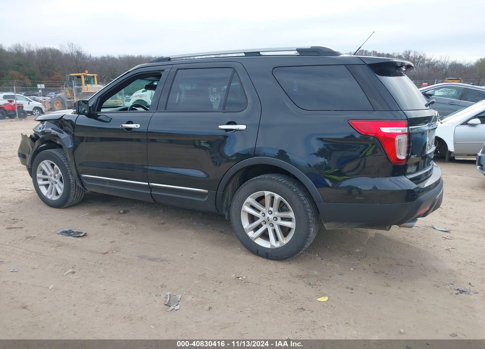 2015 FORD EXPLORER XLT VIN: 1FM5K8D81FGA26228