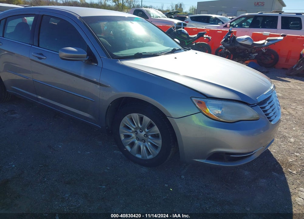 2013 CHRYSLER 200 LX VIN: 1C3CCBAB3DN604672