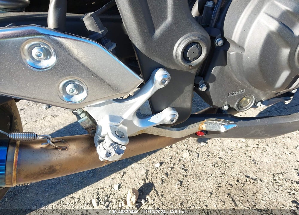 2016 YAMAHA YZFR3 VIN: MH3RH06Y4GK011547