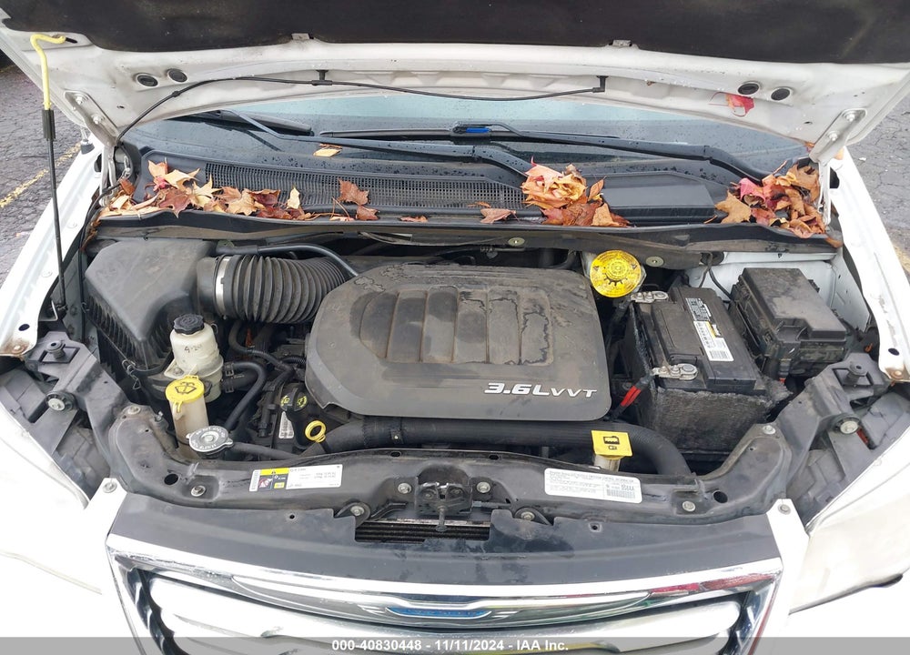 2014 CHRYSLER TOWN & COUNTRY TOURING VIN: 2C4RC1BG0ER306921
