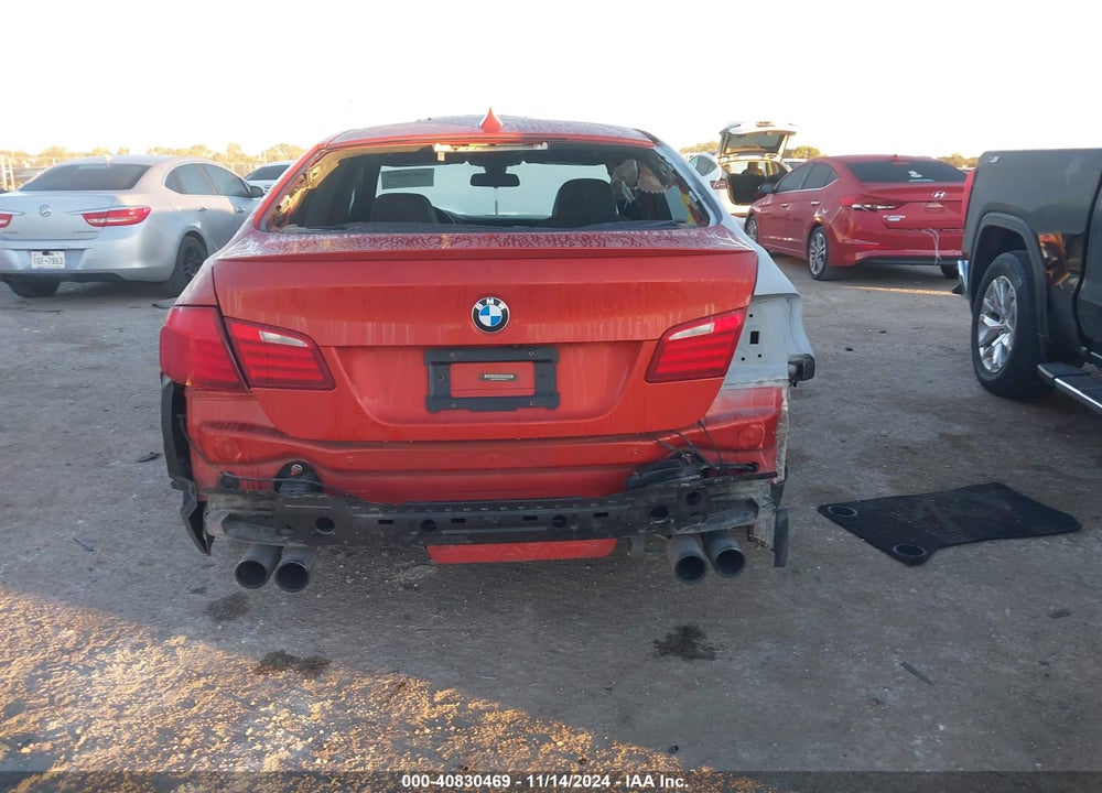 2013 BMW M5 VIN: WBSFV9C58DD096300