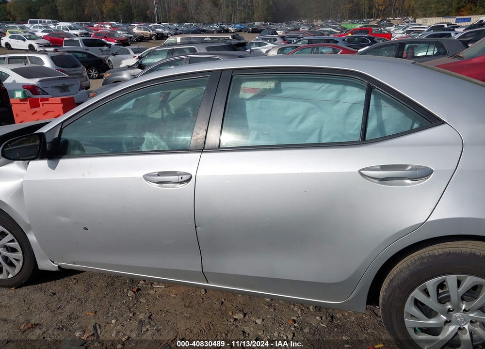 2019 TOYOTA COROLLA LE VIN: 2T1BURHE9KC165989