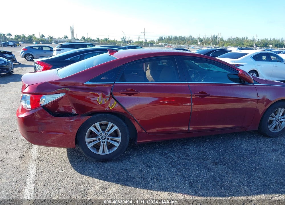 2013 HYUNDAI SONATA GLS VIN: 5NPEB4ACXDH656666