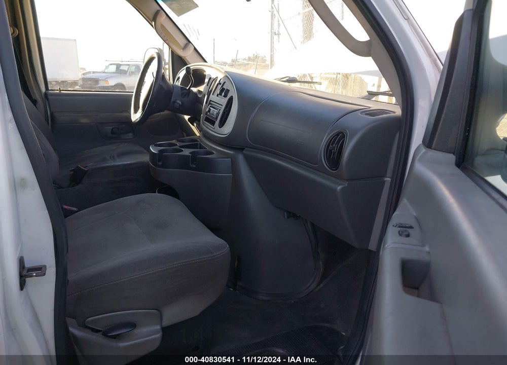 2008 FORD E-350 CUTAWAY VIN: 1FDSE35L78DA90942
