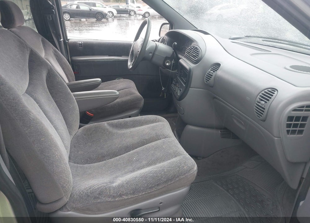 2000 DODGE GRAND CARAVAN SE VIN: 1B4GP44G5YB807104
