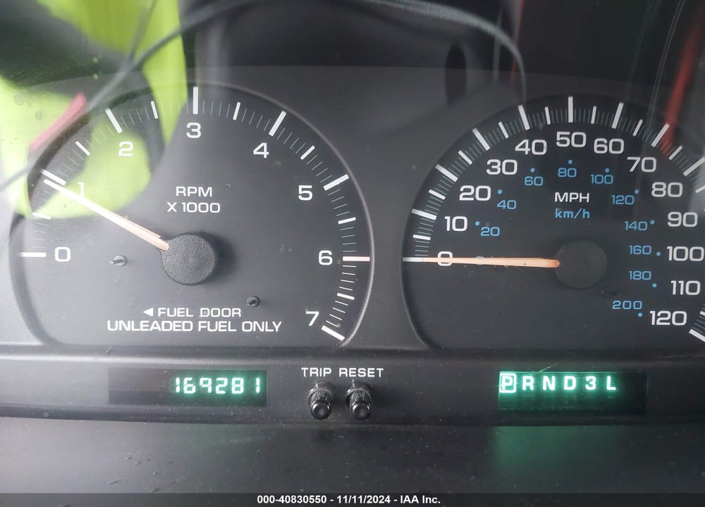 2000 DODGE GRAND CARAVAN SE VIN: 1B4GP44G5YB807104