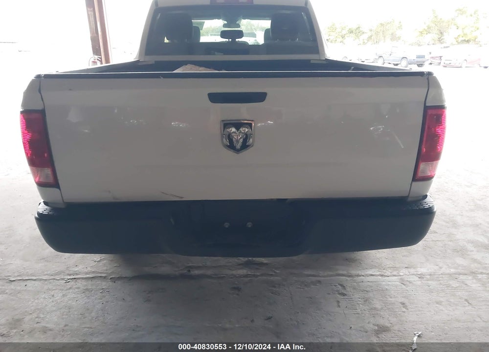 2022 RAM 1500 CLASSIC VIN: 1C6RR7FG5NS139358