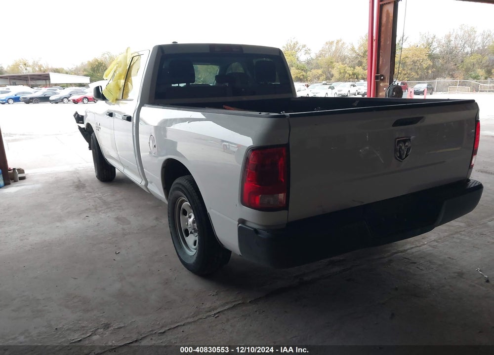 2022 RAM 1500 CLASSIC VIN: 1C6RR7FG5NS139358