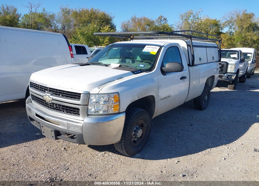 2008 CHEVROLET SILVERADO 2500HD WORK TRUCK VIN: 1GCHK24K08E170832