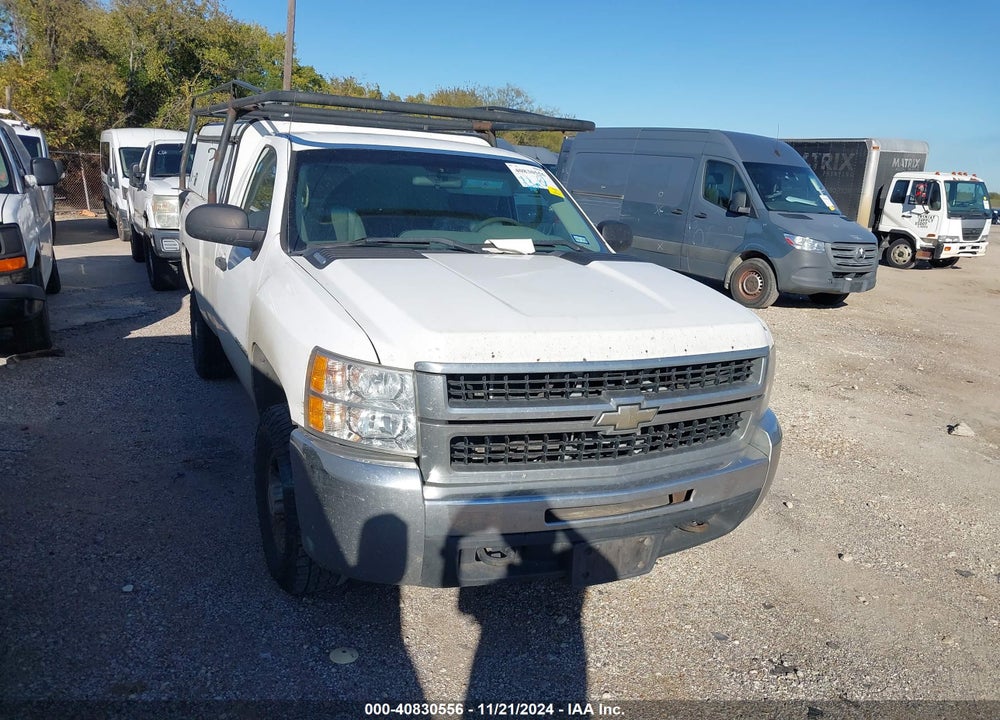 2008 CHEVROLET SILVERADO 2500HD WORK TRUCK VIN: 1GCHK24K08E170832