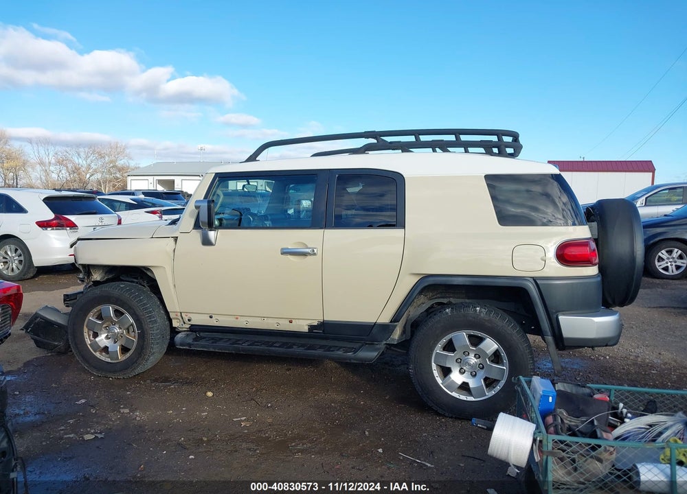 2008 TOYOTA FJ CRUISER VIN: JTEBU11F48K050286