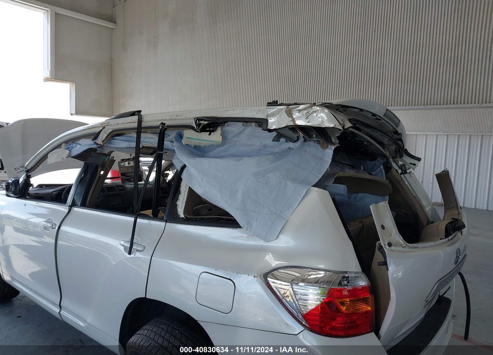 2010 TOYOTA HIGHLANDER BASE V6 VIN: 5TDZK3EHXAS003617