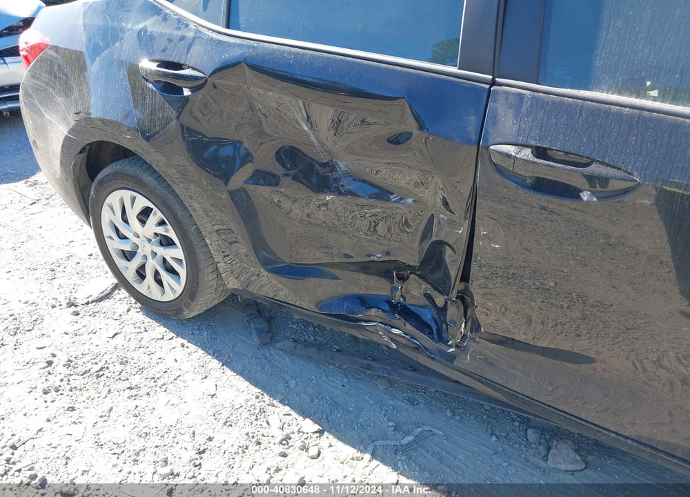 2018 TOYOTA COROLLA LE VIN: 5YFBURHE0JP844841