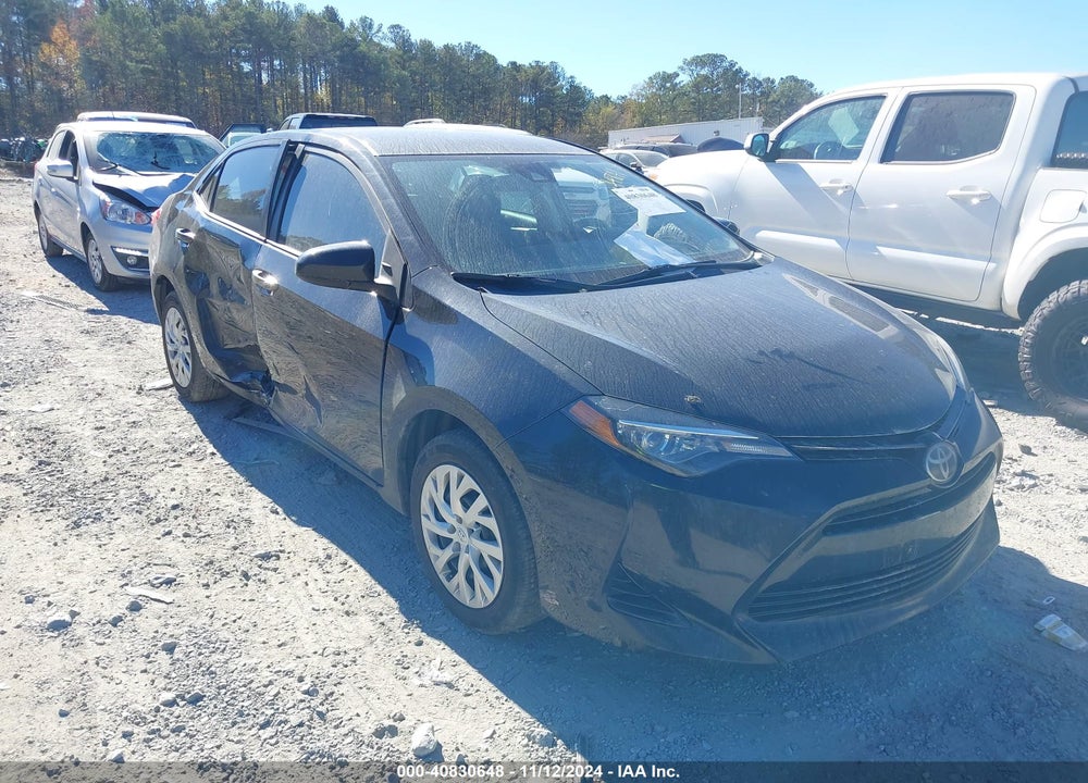 2018 TOYOTA COROLLA LE VIN: 5YFBURHE0JP844841