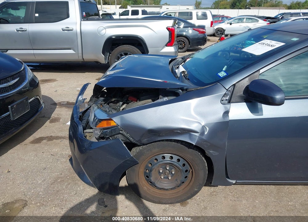 2015 TOYOTA COROLLA LE VIN: 5YFBURHE6FP306054