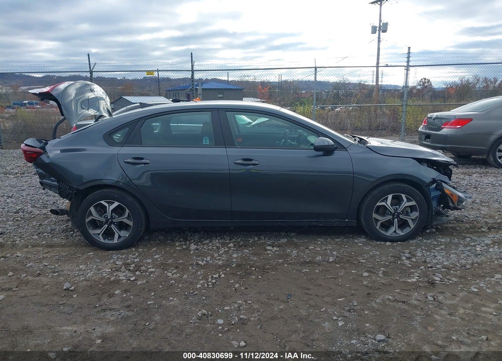 2021 KIA FORTE LXS VIN: 3KPF24AD7ME357041