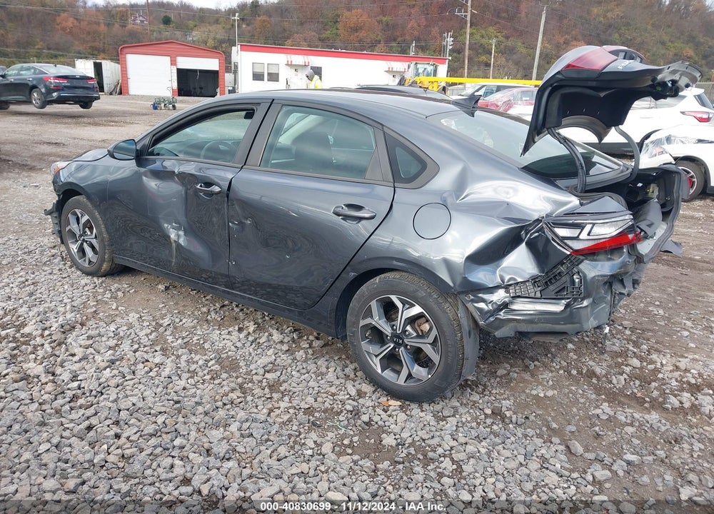 2021 KIA FORTE LXS VIN: 3KPF24AD7ME357041