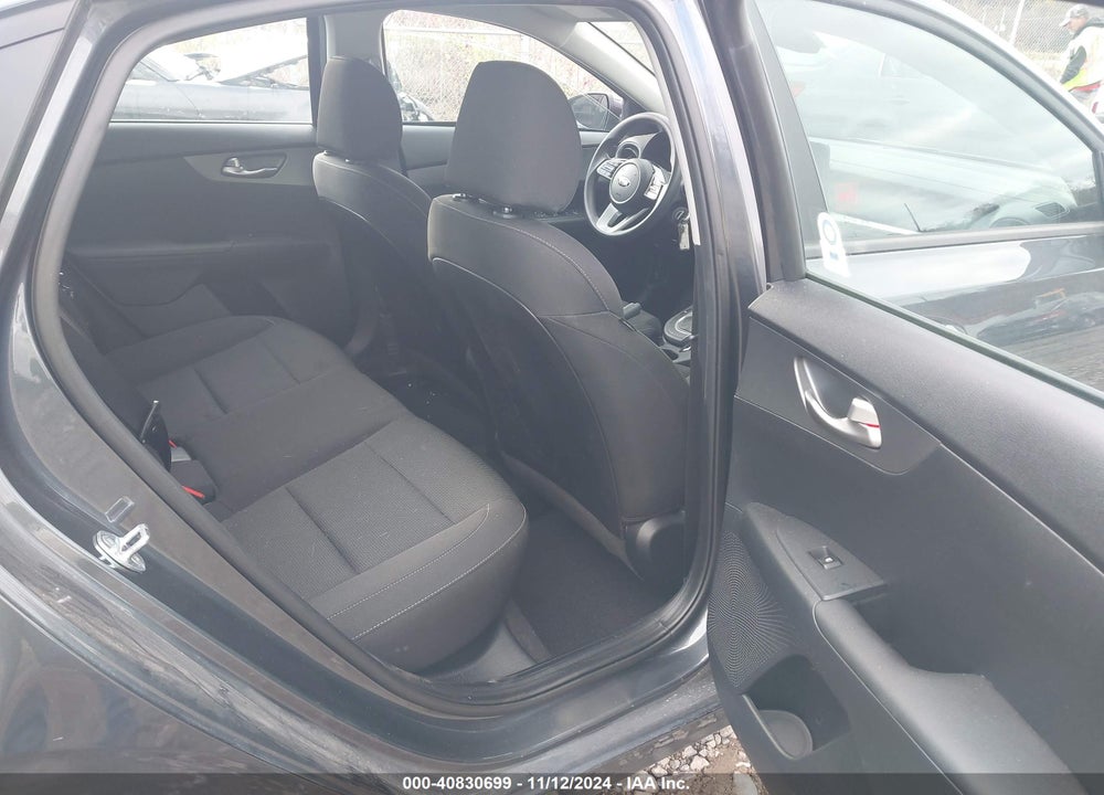 2021 KIA FORTE LXS VIN: 3KPF24AD7ME357041