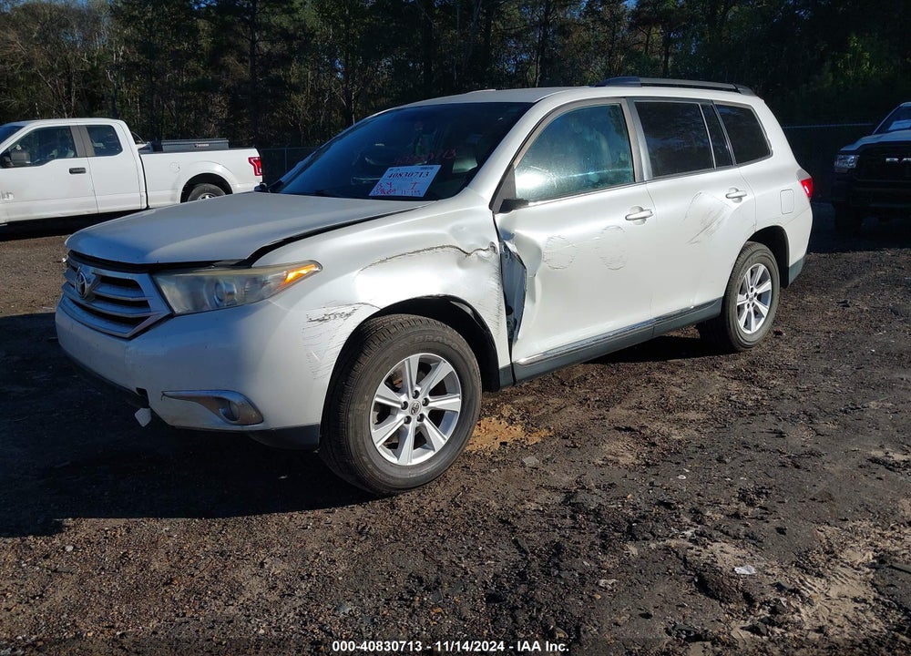 2011 TOYOTA HIGHLANDER SE VIN: 5TDZA3EH2BS015250