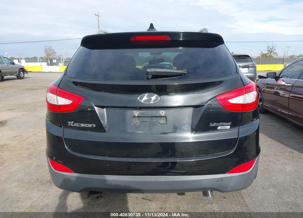 2015 HYUNDAI TUCSON LIMITED VIN: KM8JUCAG7FU057315