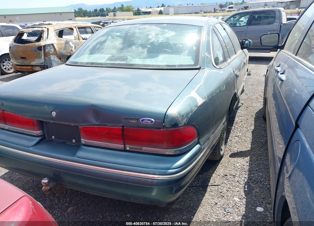 1996 FORD CROWN VICTORIA VIN: 2FALP73W1TX216940