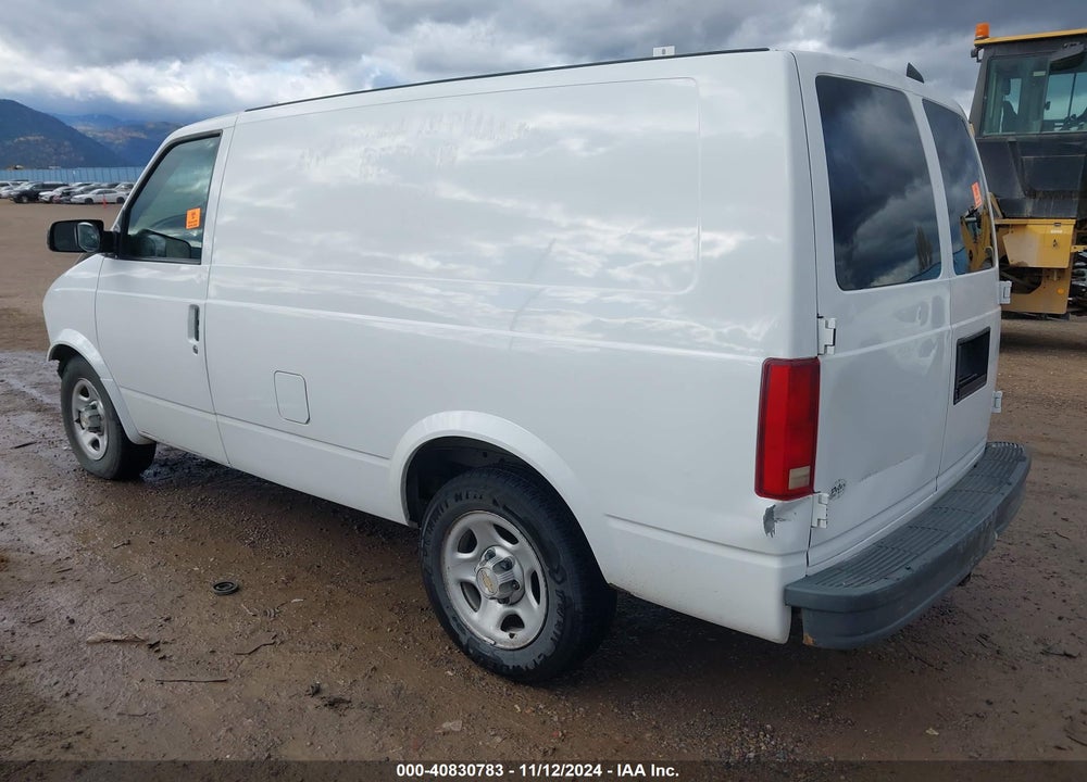 2005 CHEVROLET ASTRO VIN: 1GCDL19X85B105752