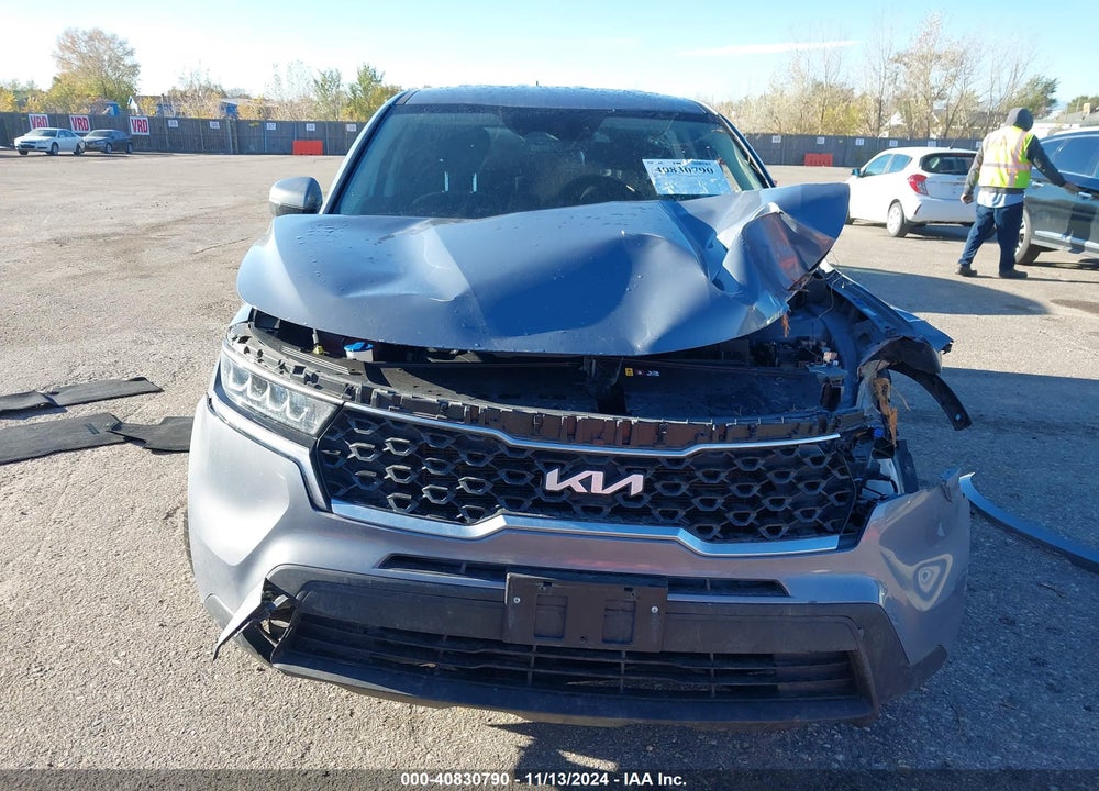2022 KIA SORENTO LX VIN: 5XYRGDLC4NG075060
