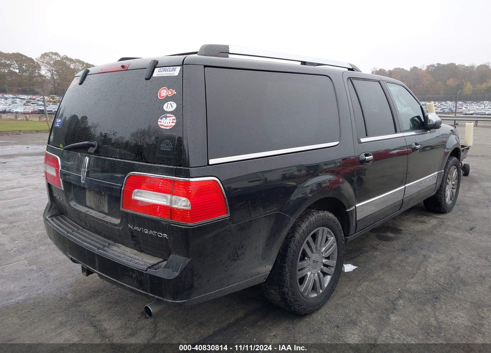 2011 LINCOLN NAVIGATOR L VIN: 5LMJJ3J5XBEJ01476