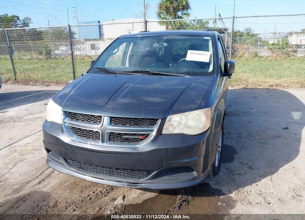 2014 DODGE GRAND CARAVAN VIN: 2C4RDGCG2ER390402