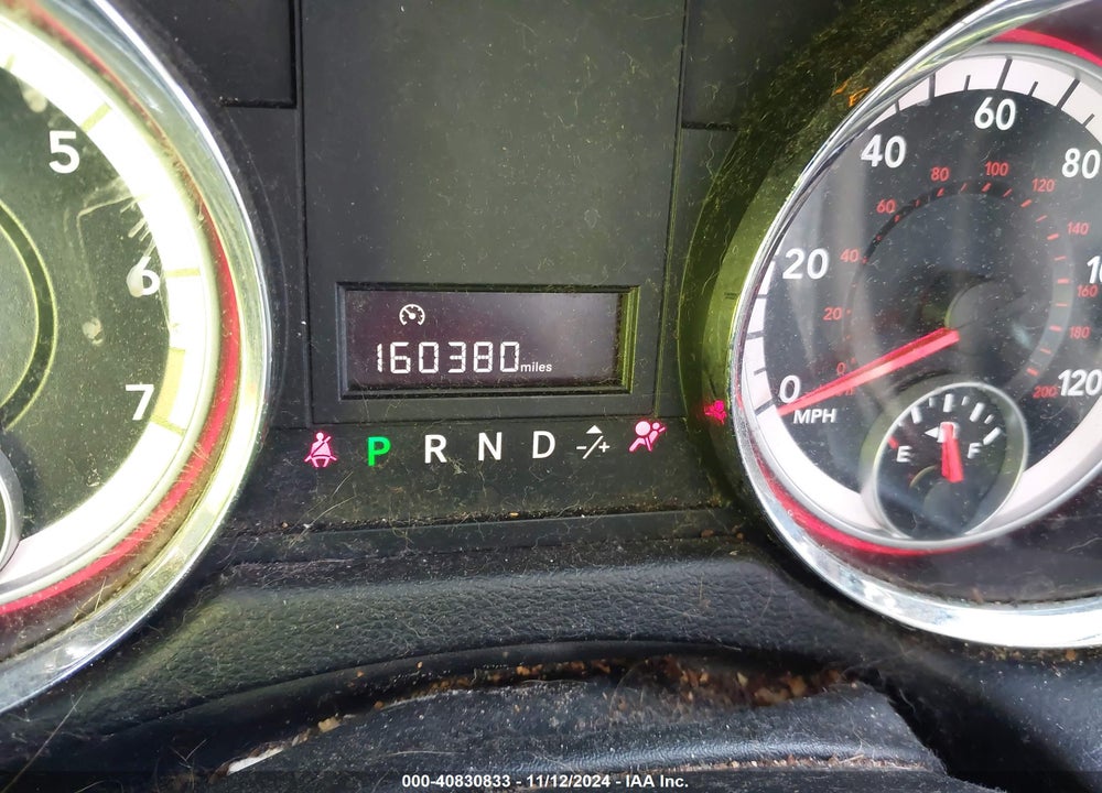 2014 DODGE GRAND CARAVAN VIN: 2C4RDGCG2ER390402