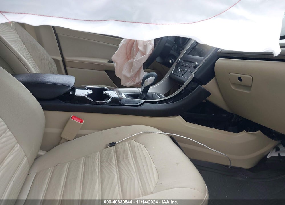 2016 FORD FUSION SE VIN: 3FA6P0H7XGR323611