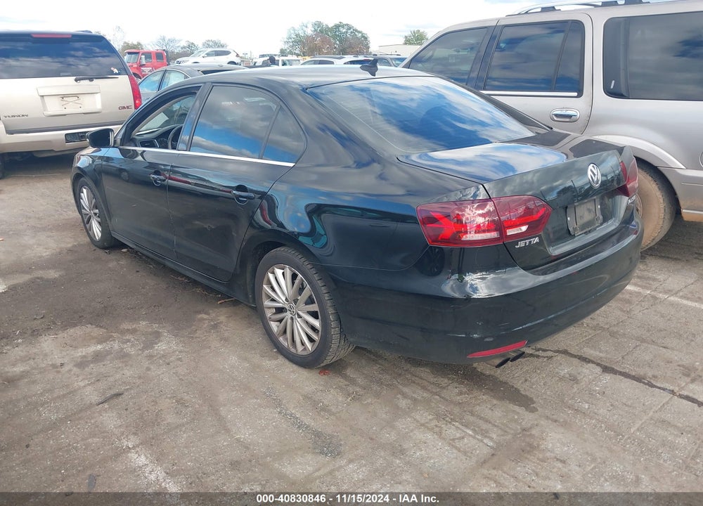 2011 VOLKSWAGEN JETTA 2.5L SEL VIN: 3VWLX7AJ3BM345464