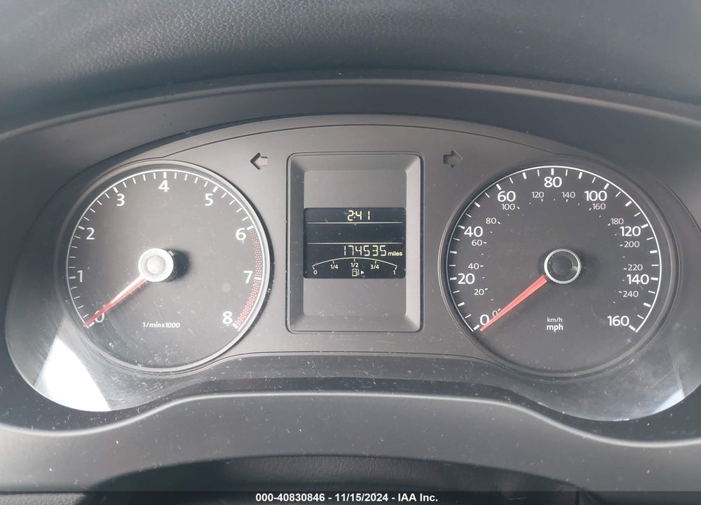 2011 VOLKSWAGEN JETTA 2.5L SEL VIN: 3VWLX7AJ3BM345464