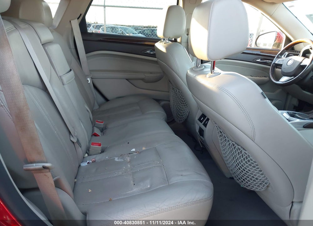 2010 CADILLAC SRX LUXURY COLLECTION VIN: 3GYFNAEY5AS648132