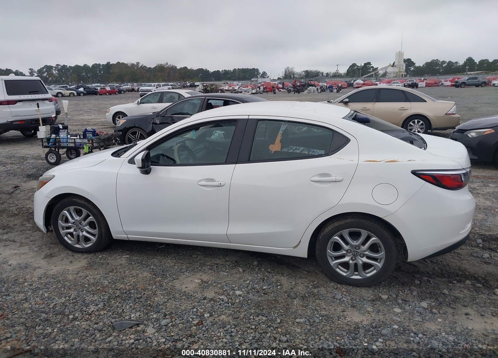 2016 SCION IA VIN: 3MYDLBZV6GY138789
