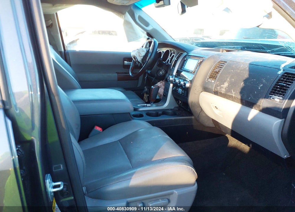 2014 TOYOTA SEQUOIA VIN: 5TDYY5G12ES051818