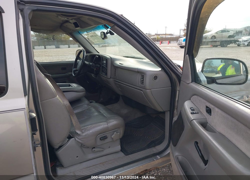 2001 GMC SIERRA 1500 SLE VIN: 2GTEK19V711332639