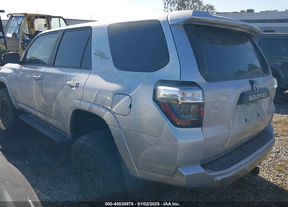 2021 TOYOTA 4RUNNER TRD OFF ROAD PREMIUM VIN: JTERU5JR9M5891528