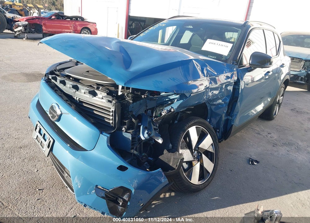 2024 VOLVO XC40 RECHARGE PURE ELECTRIC TWIN ULTIMATE VIN: YV4ER3XM9R2233945