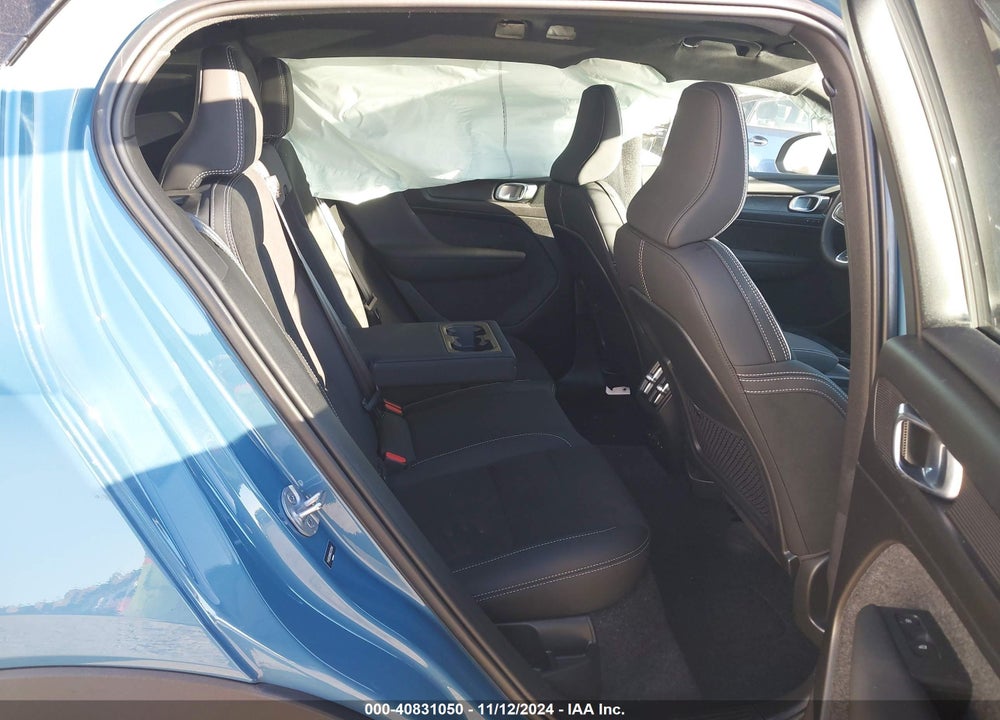 2024 VOLVO XC40 RECHARGE PURE ELECTRIC TWIN ULTIMATE VIN: YV4ER3XM9R2233945