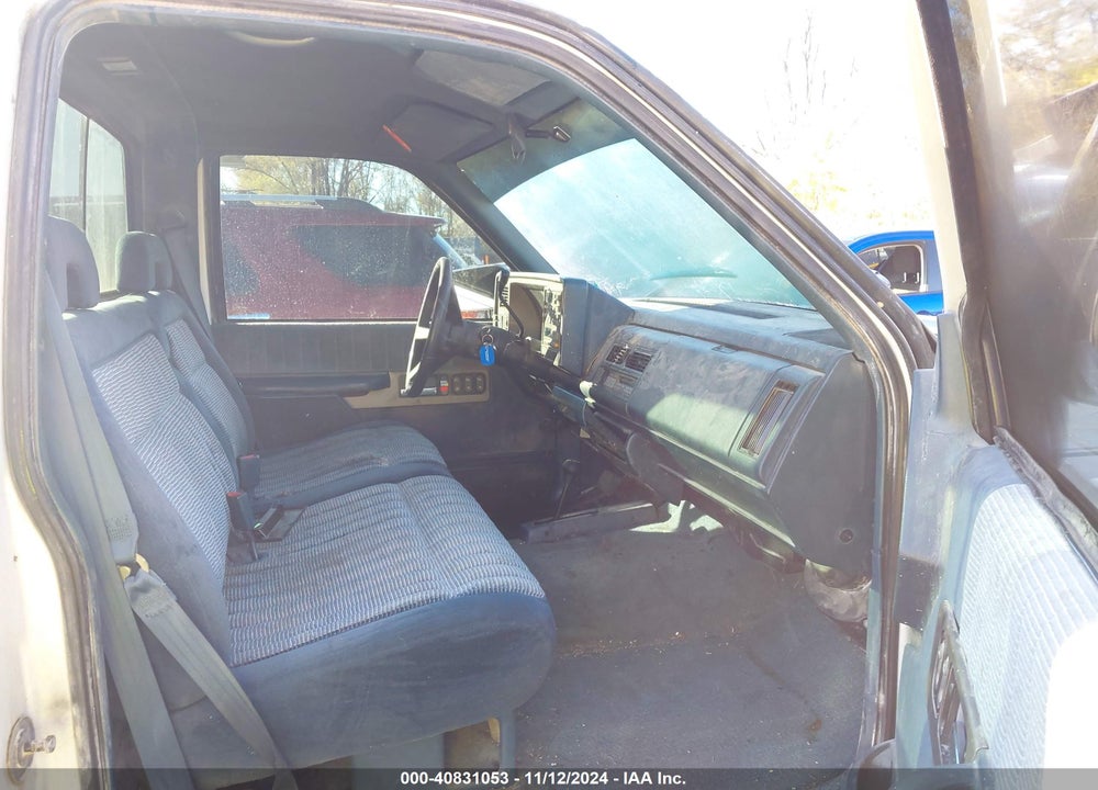 1994 CHEVROLET GMT-400 K1500 VIN: 1GCEK14K1RZ156932