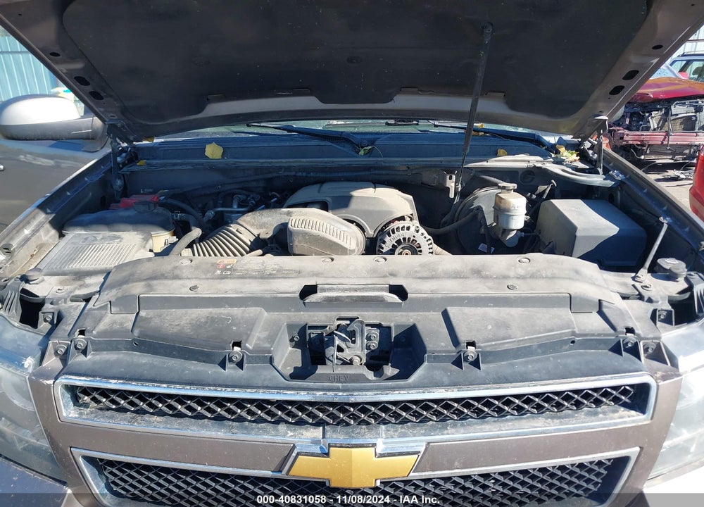 2013 CHEVROLET SUBURBAN 1500 LT VIN: 1GNSKJE7XDR355944