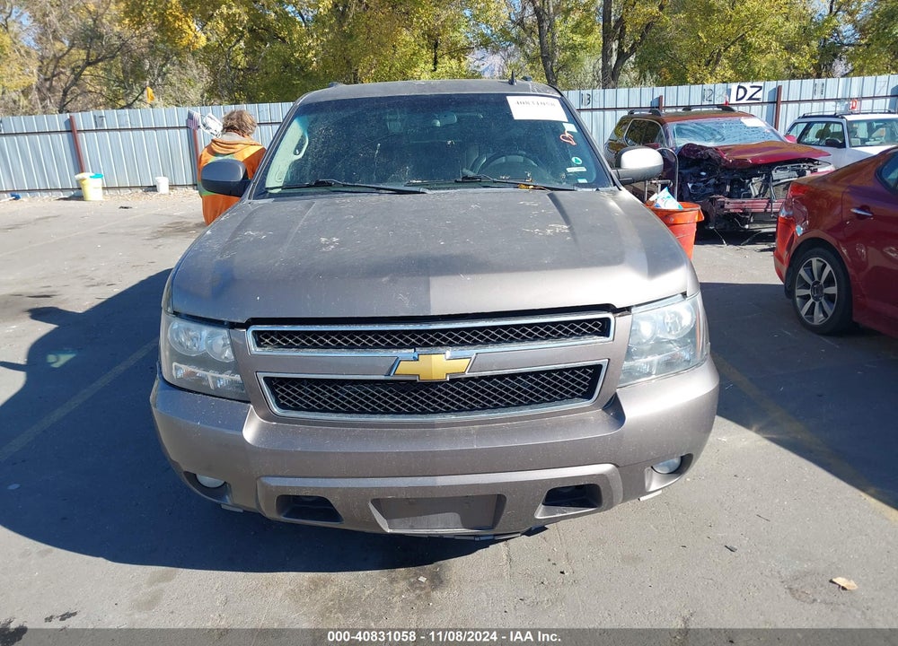2013 CHEVROLET SUBURBAN 1500 LT VIN: 1GNSKJE7XDR355944