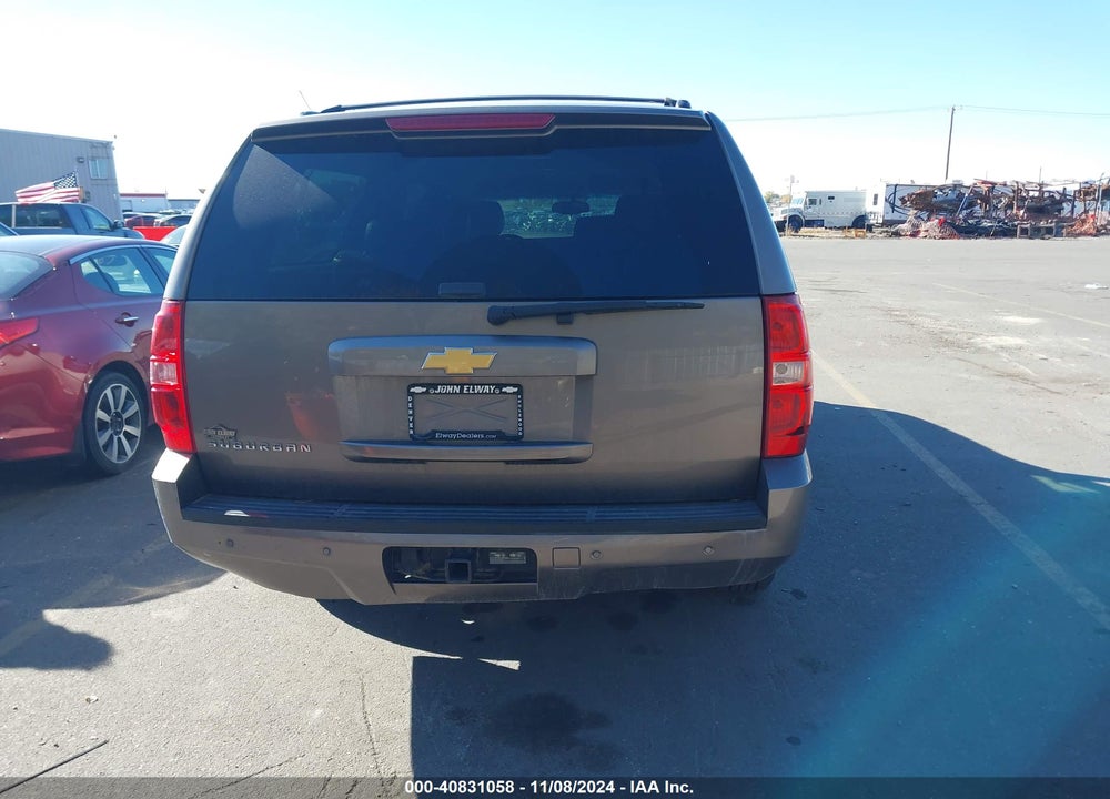 2013 CHEVROLET SUBURBAN 1500 LT VIN: 1GNSKJE7XDR355944