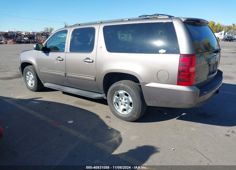 2013 CHEVROLET SUBURBAN 1500 LT VIN: 1GNSKJE7XDR355944